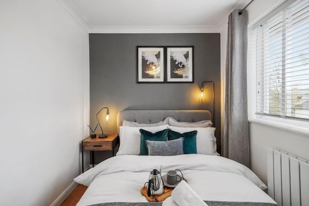 Stylish Maisonette Near The Heath With Free Parking & Wi-Fi Maidstone Eksteriør billede