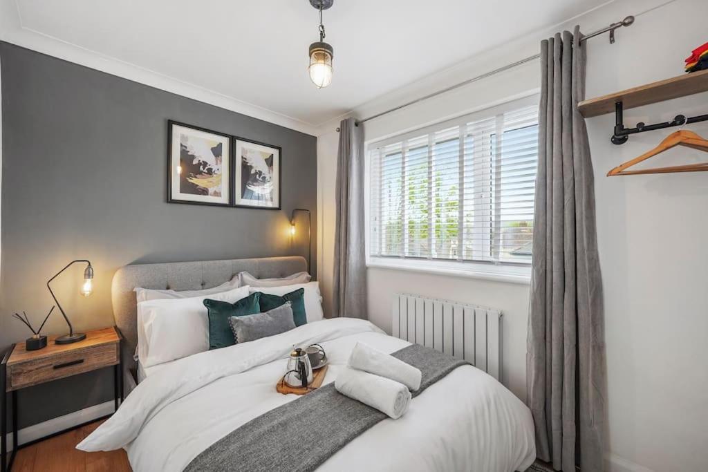 Stylish Maisonette Near The Heath With Free Parking & Wi-Fi Maidstone Eksteriør billede